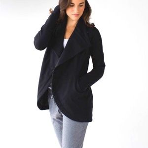 Lululemon it’s a Wrap